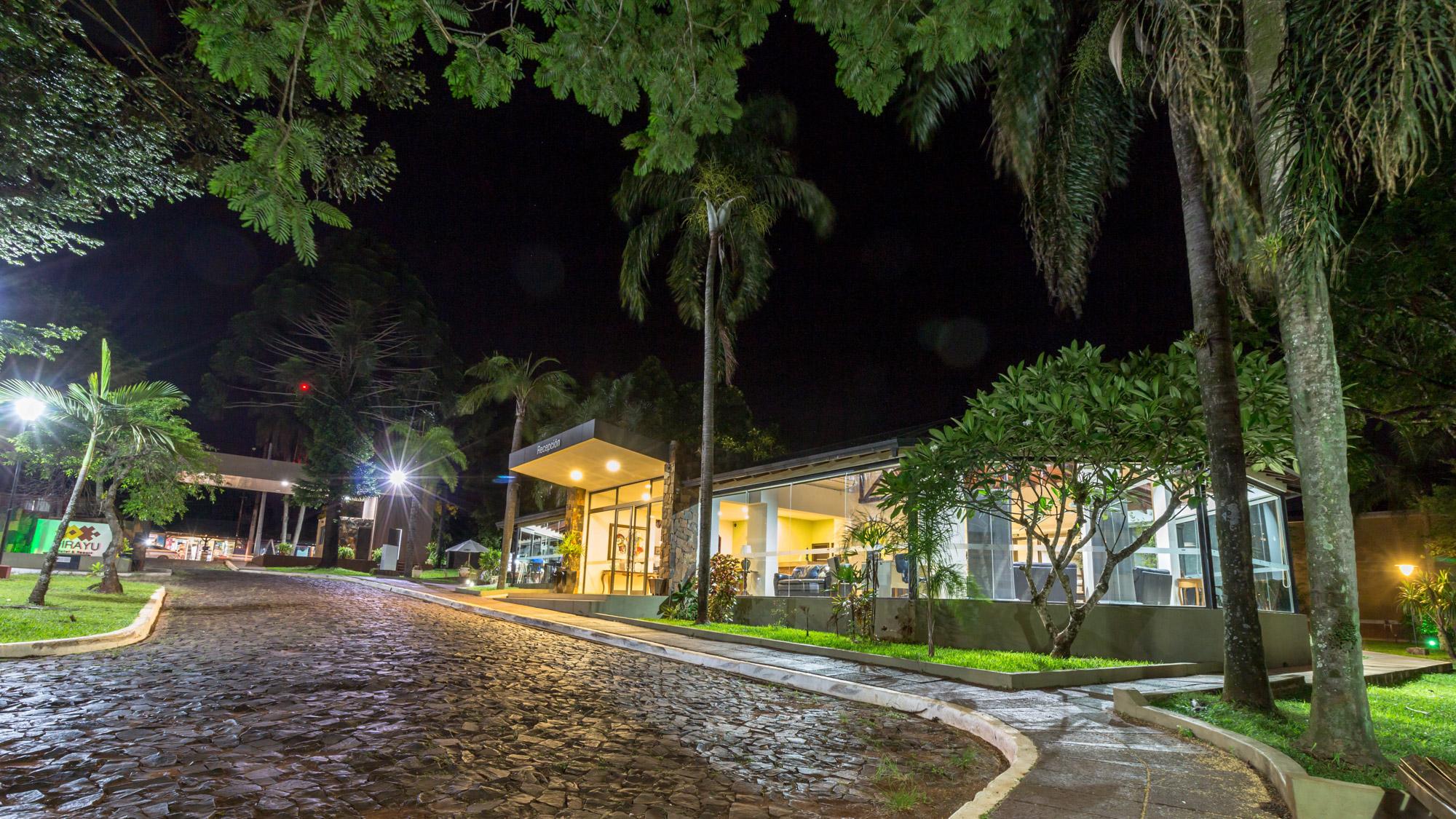 Pirayu Hotel & Resort Puerto Iguazu Bagian luar foto