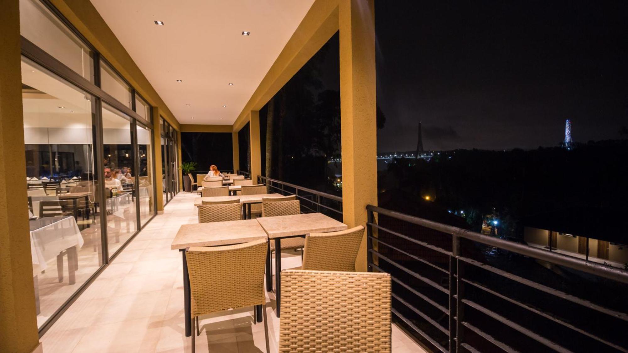 Pirayu Hotel & Resort Puerto Iguazu Bagian luar foto